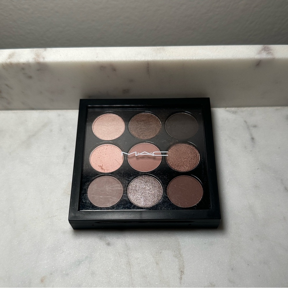 MAC Cosmetics Eyeshadow Palette - Soft Browns and Grays